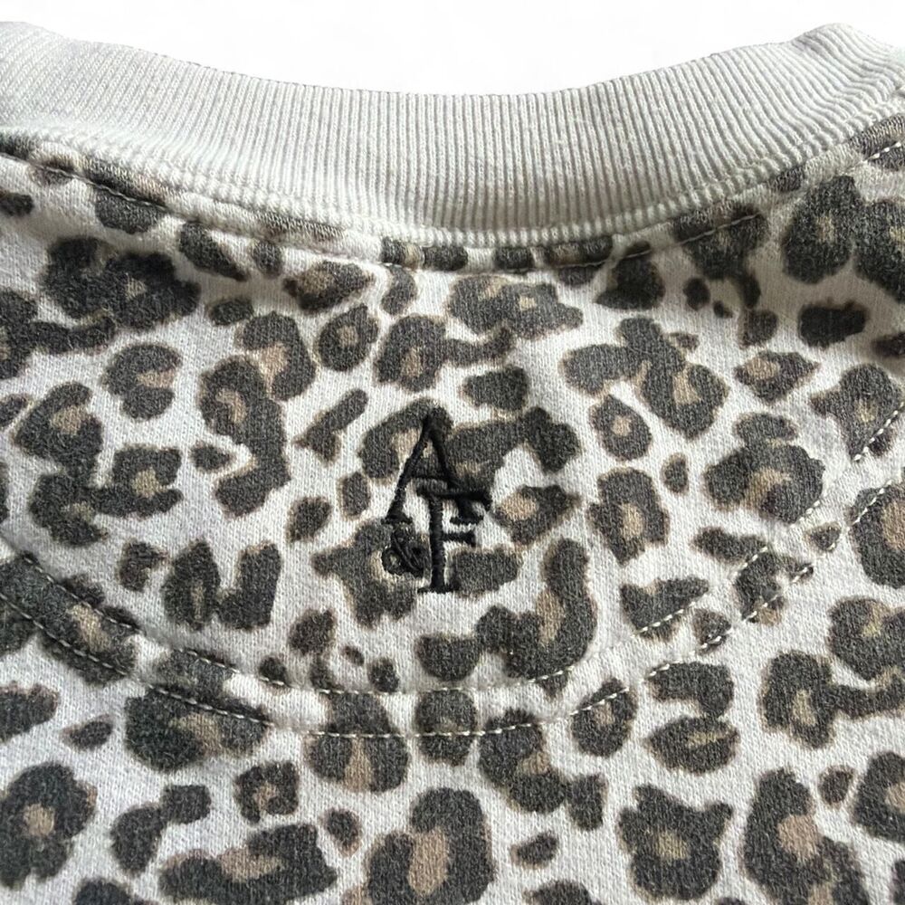 Abercrombie & Fitch Leopard Sweatshirt - Picture 5 of 6